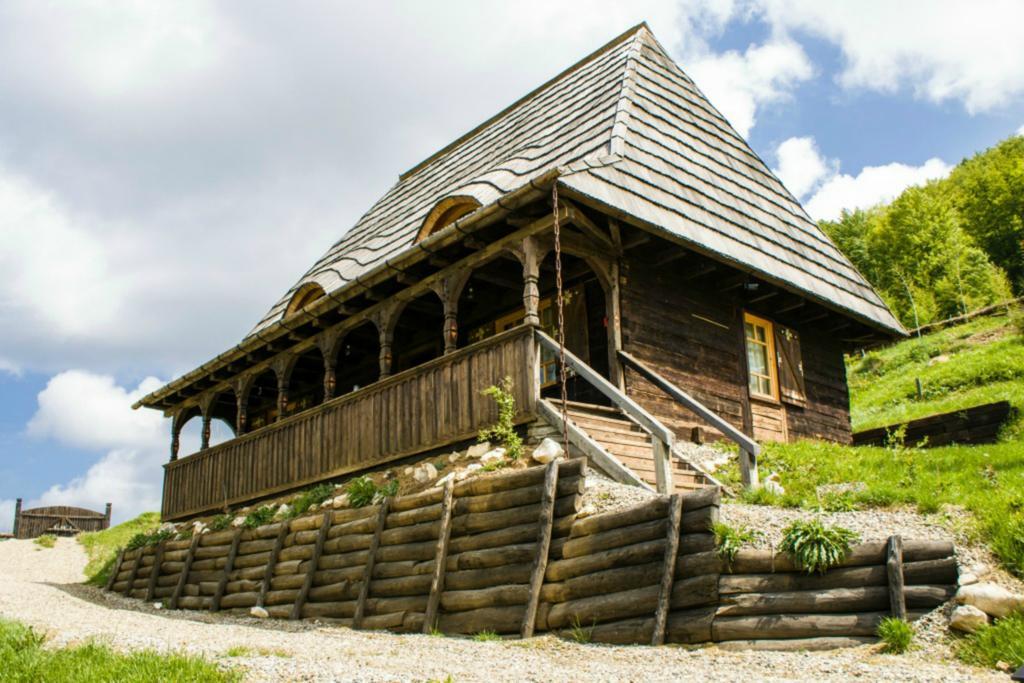 Raven'S Nest Hotel Salciua de Jos Exterior photo